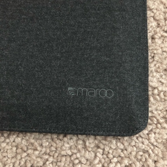 Maroo Surface Synthetic Leather and Woolen Felt Sleeve - Picture 4 of 11